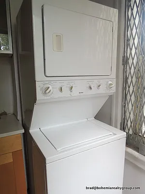 Rented by Bohemia Realty Group | media 6