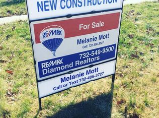 171 Auth Ave, Iselin, NJ 08830