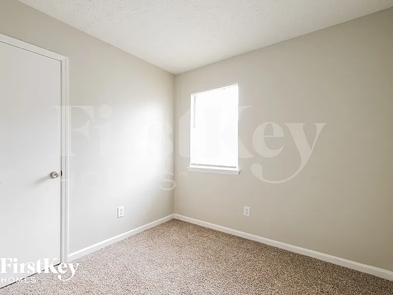 2103 Charles Cudd Ct — Photo 15