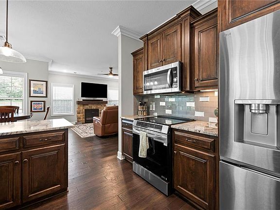 5th image of 15919 Fontana St APT 110