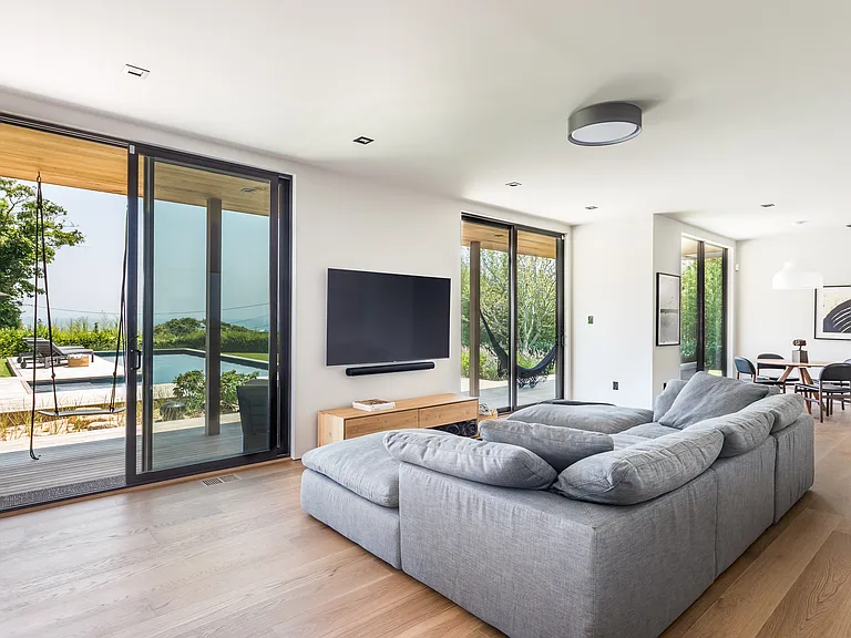 6 Tara Rd — Photo 9
