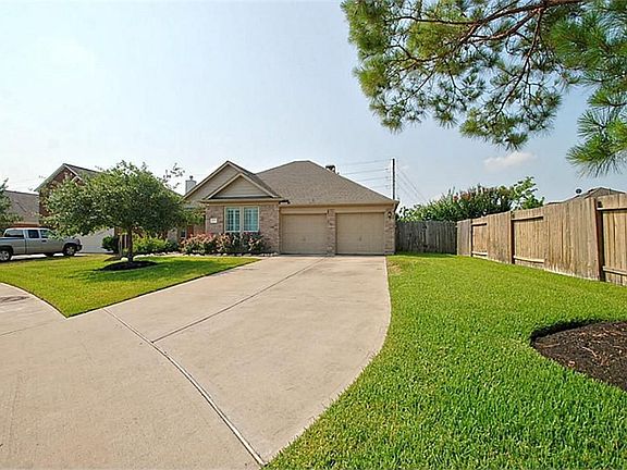 4th image of 15302 Yellow Oak Trl