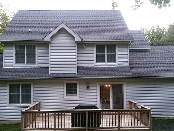3rd image of 3148 Laurel View Ln