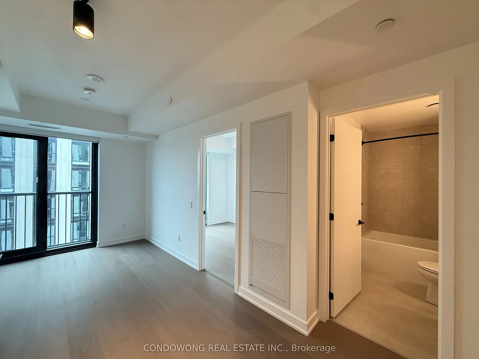 2 bed, $2,200 — Photo 3