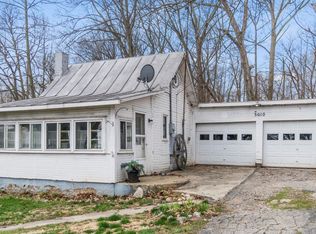 3010 W Sycamore Beach Rd, Angola, IN 46703