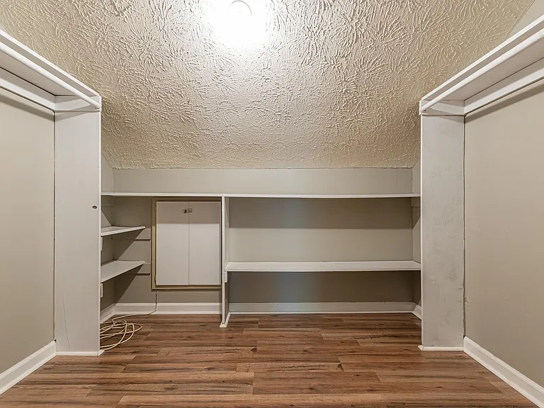 5417 Park Pl S — Photo 28