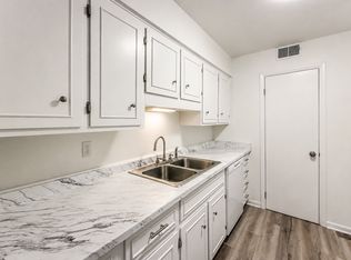 Charlestown Square Apartments, Springfield, TN 37172