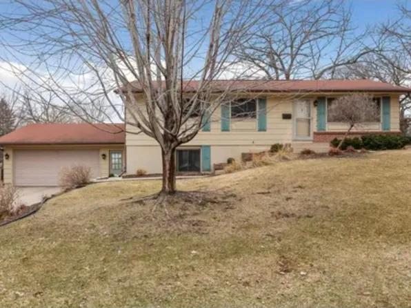 5008 W 108th St, Minneapolis, MN 55437