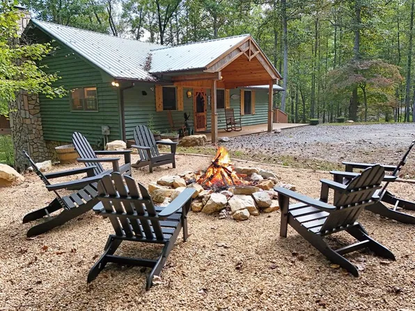 2722 Daves Rd, Morganton, GA 30560