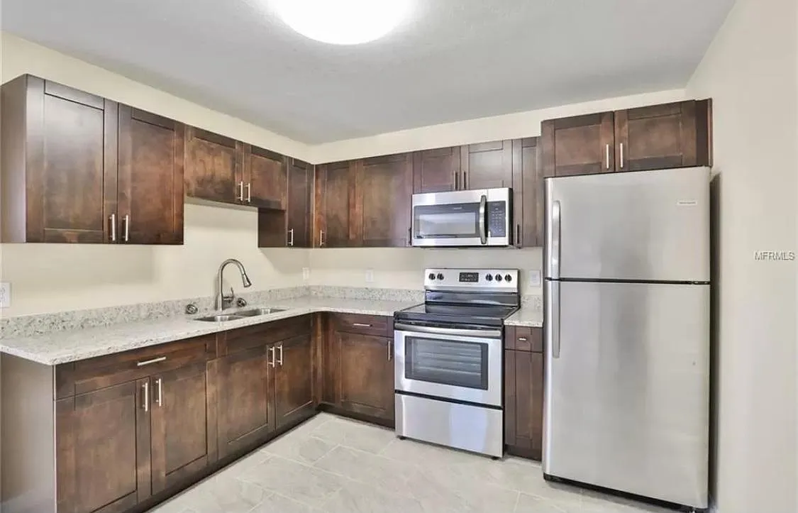 Studio, 500 sqft, $1,300 — Photo 4