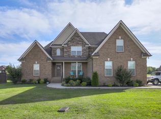 3335 Robinwood Dr, Murfreesboro, TN 37128