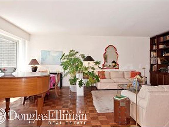 3rd image of 45 Sutton Pl S APT 8G