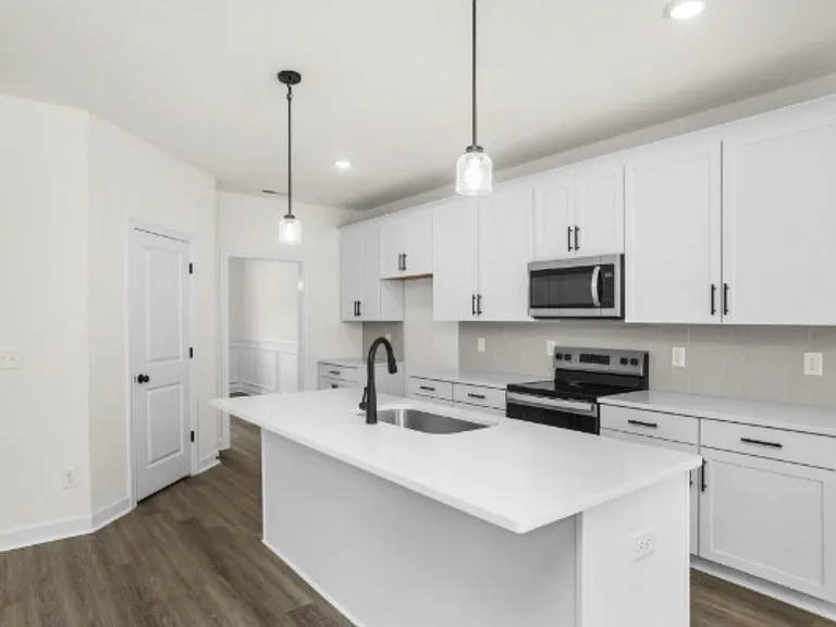 5021 Salient Dr — Photo 9