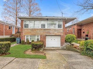 7119 167th St, Fresh Meadows, NY 11365