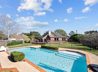 12419 N Shadow Cove Ln, Houston, TX 77082