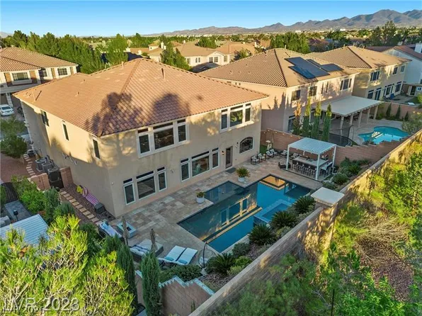 4235 Abernethy Forest Pl, Las Vegas, NV 89141
