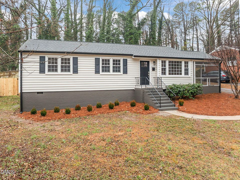 1st image of 2239 Rumson Rd