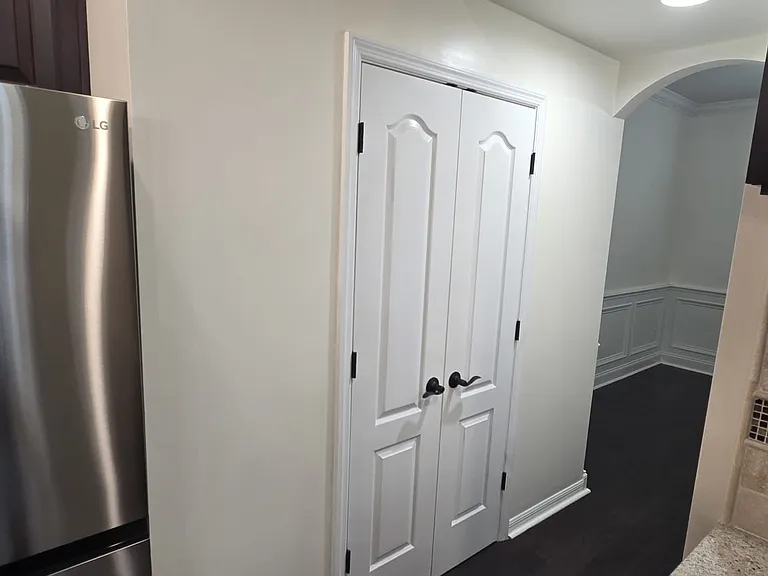 1523 Hanks Ave — Photo 8
