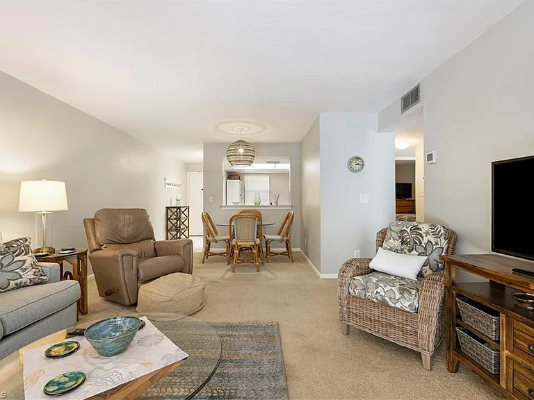 6142 Whiskey Creek Dr #603 — Photo 16