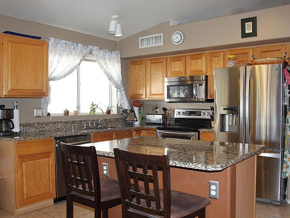 5th image of 2306 E Ross Ave
