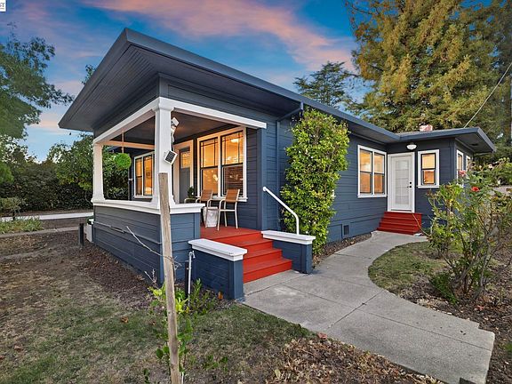 3rd image of 37286 3rd St