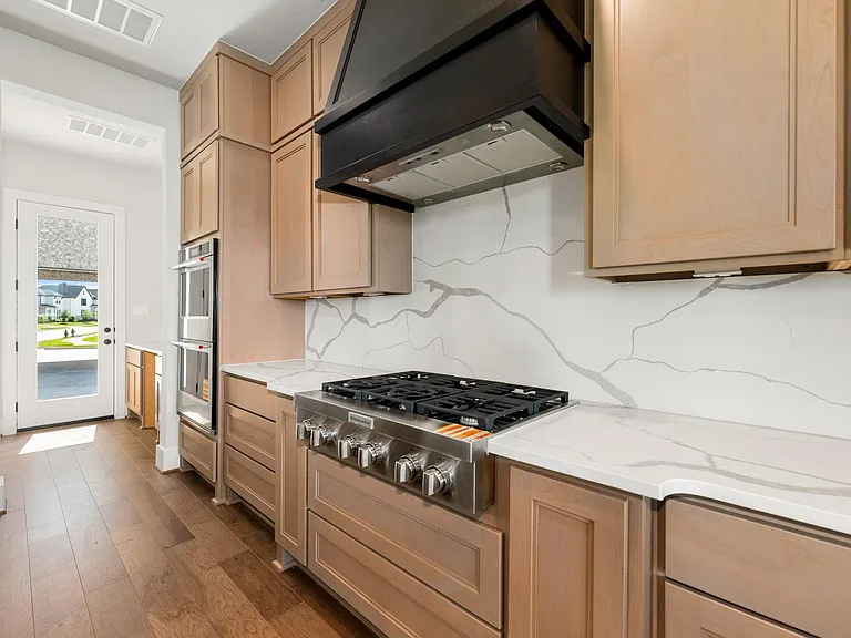 1222 Crown Forest Dr — Photo 10