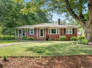 231 Margaret St, Pickens, SC 29671