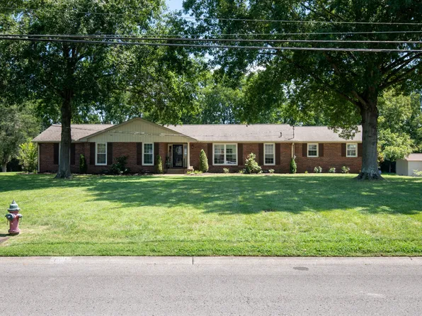 341 Willow Bough Ln, Old Hickory, TN 37138