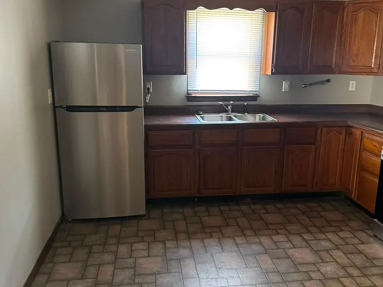 2930 E Wallace St — Photo 6