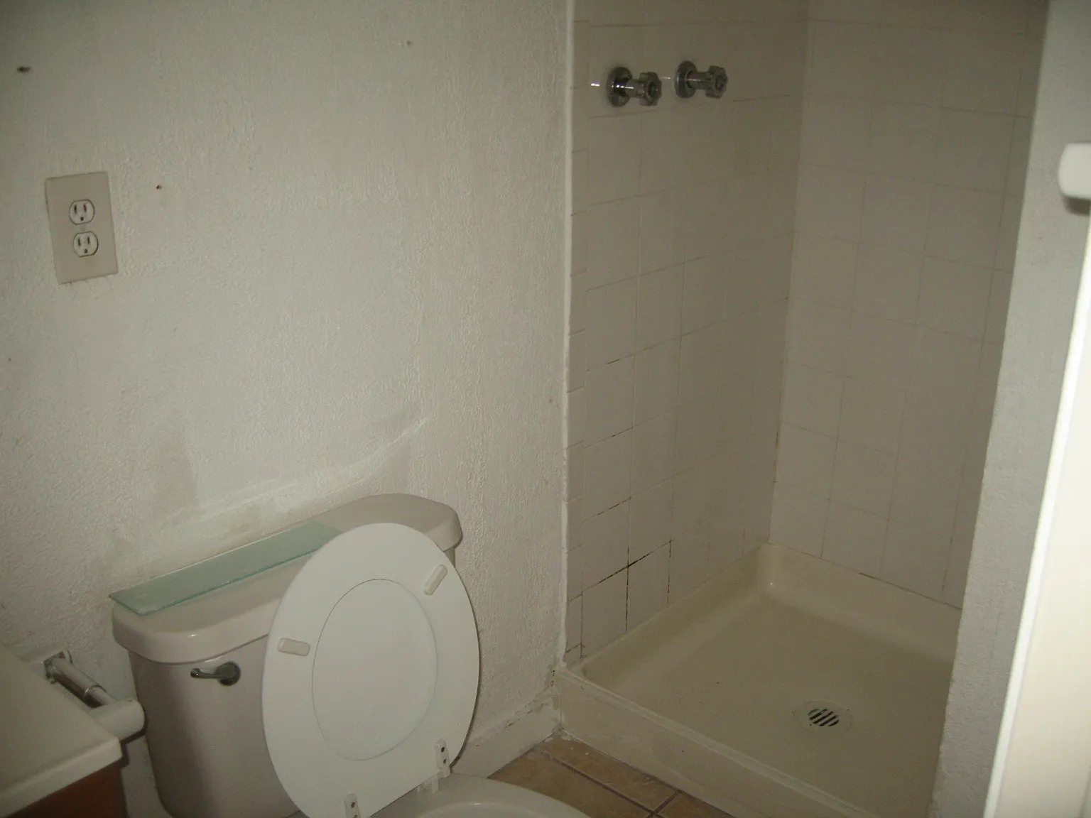 10010 MacArthur Blvd - MAC4 — Photo 3