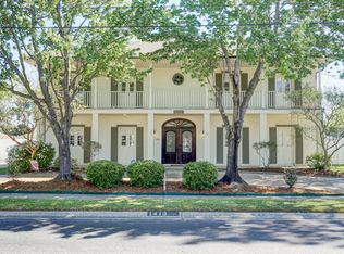 1413 Transcontinental Dr, Metairie, LA 70001