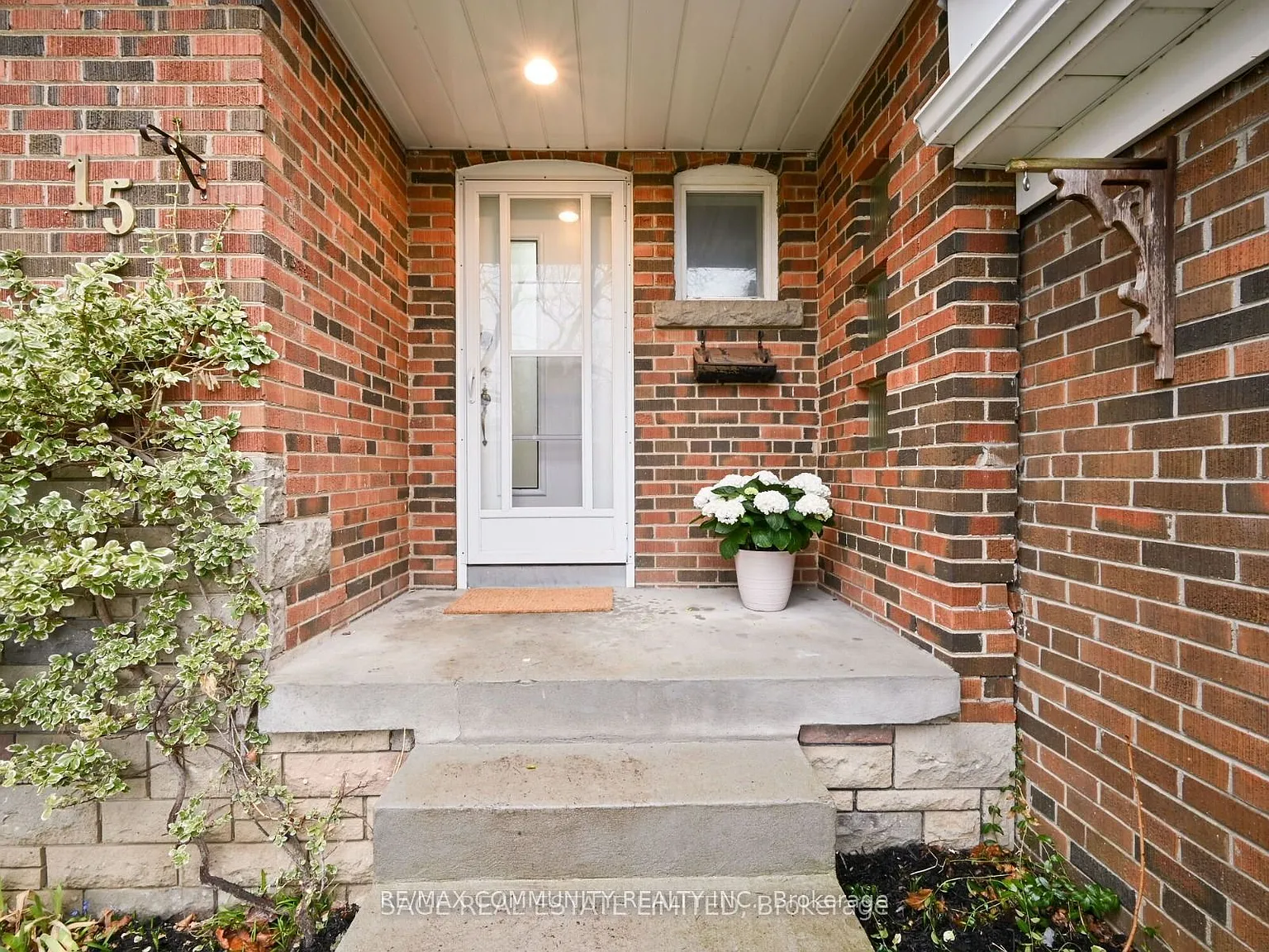 3 bed, $2,650 — Photo 2