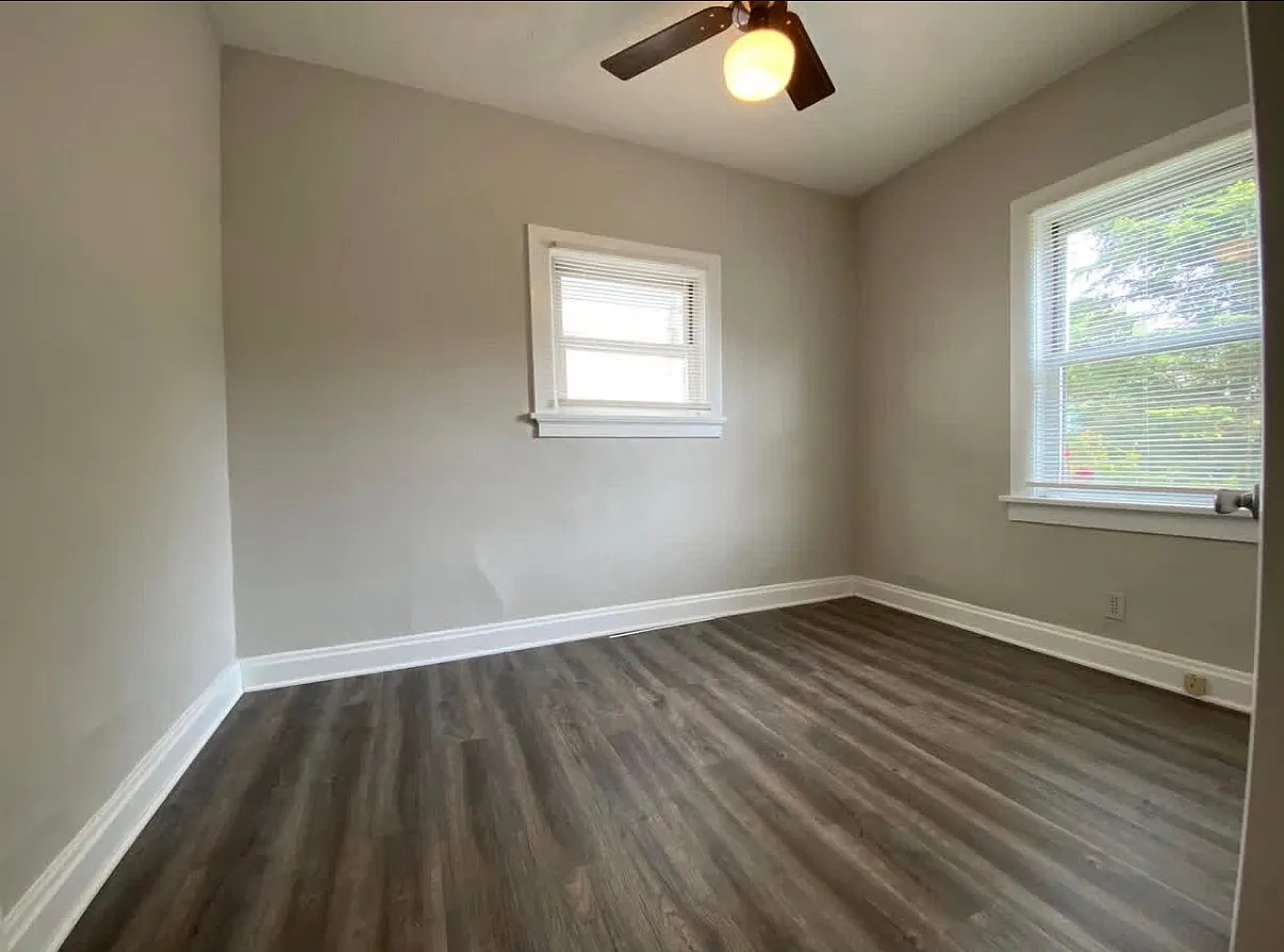 7547 Folk Avenue — Photo 3
