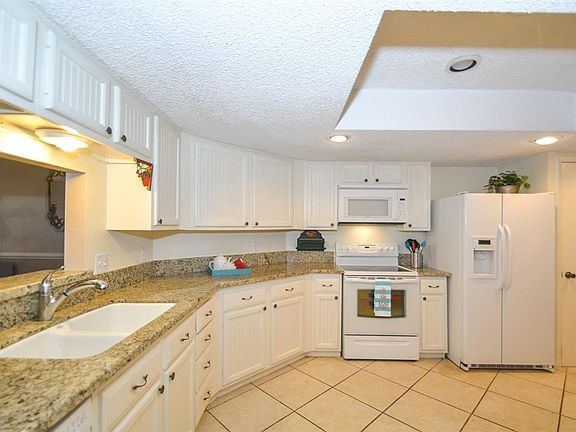 3rd image of 1811 Settlers Ct