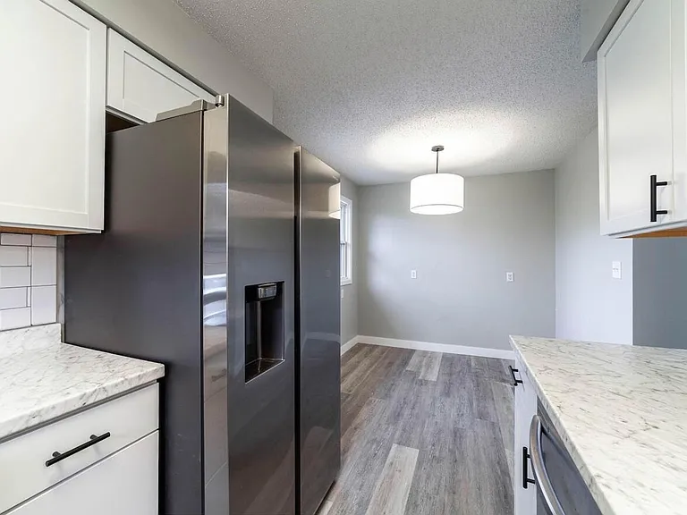 3405 Balboa Ln — Photo 6