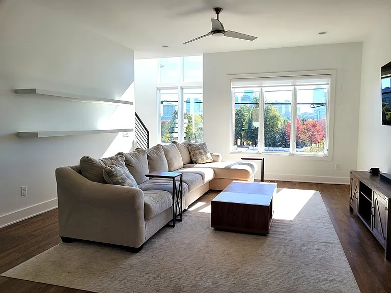618 Madison St — Photo 8