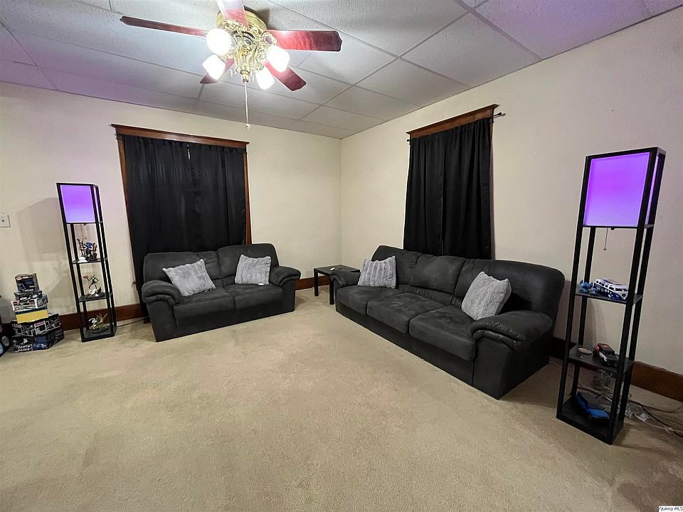 207 W 1st Ave, La Harpe, IL 61450 Zillow