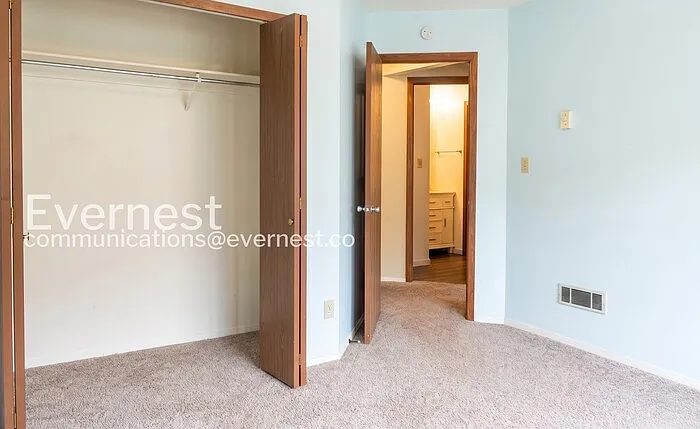 1301 University Ave #C201 — Photo 13