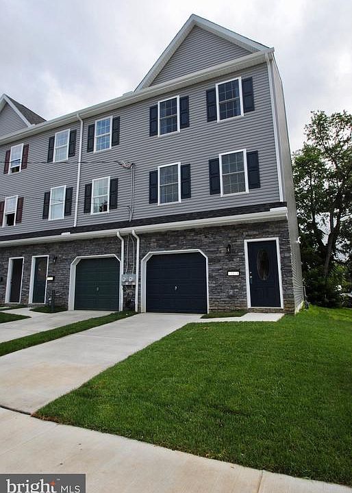 1st image of 1701A Chestnut St