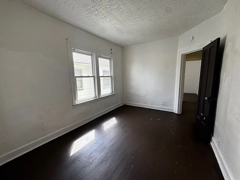 12633 Edmonton Ave, Cleveland, OH — Photo 12