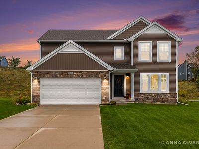 732 Sun Stone Dr SW, Byron Center, MI, 49315
