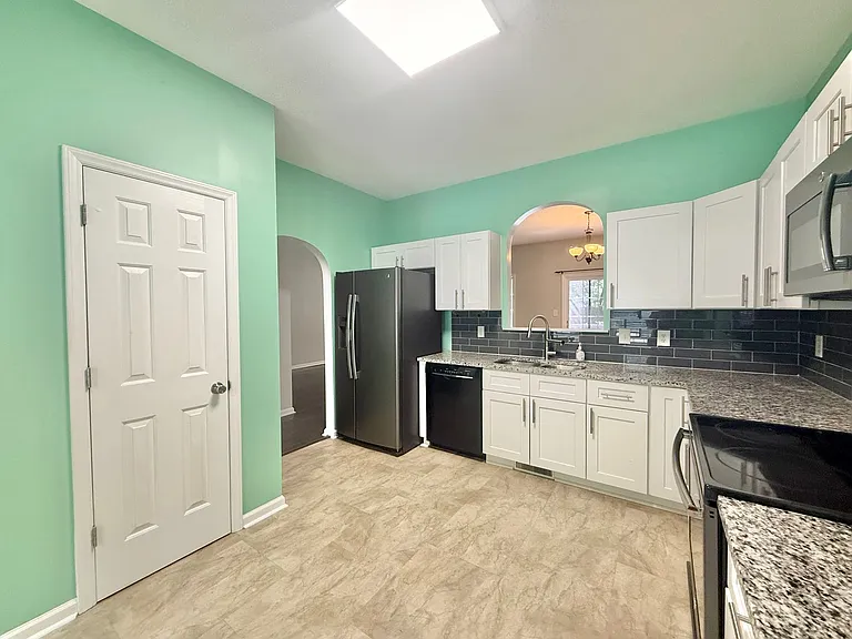 2809 Alder Ridge Ln — Photo 4