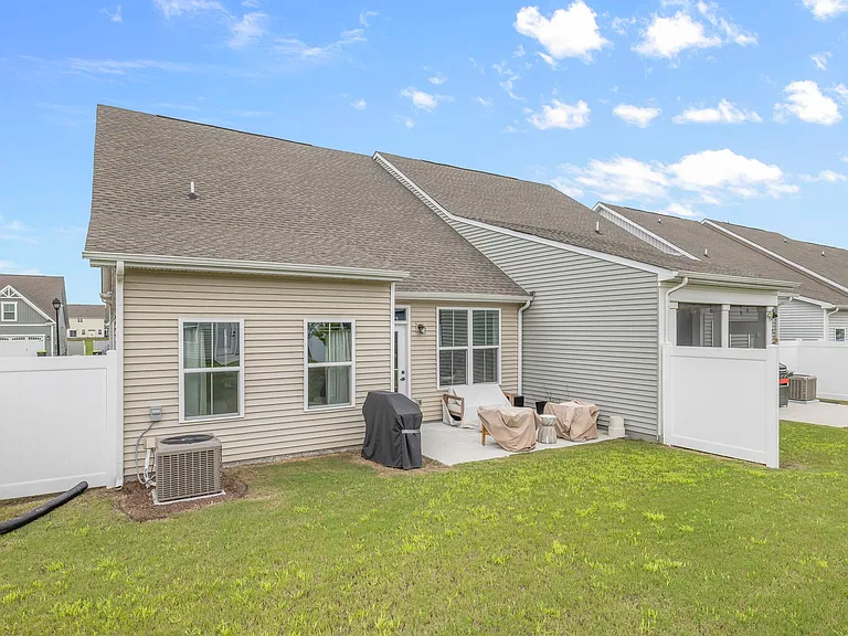245 Riley Way — Photo 34