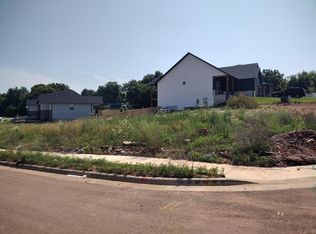 21 Bull Run Rd, Ozark, MO 65721