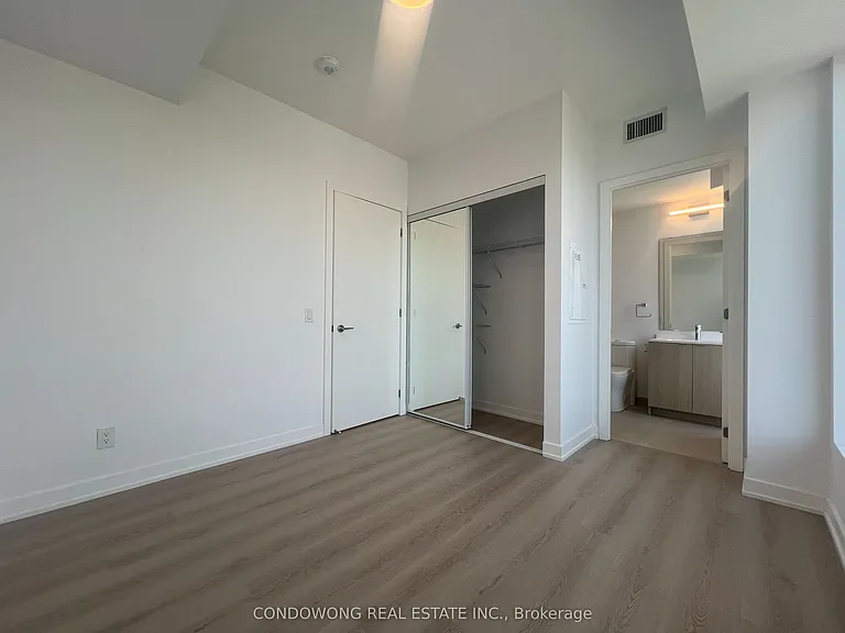 100 Queen St E #3603 — Photo 9