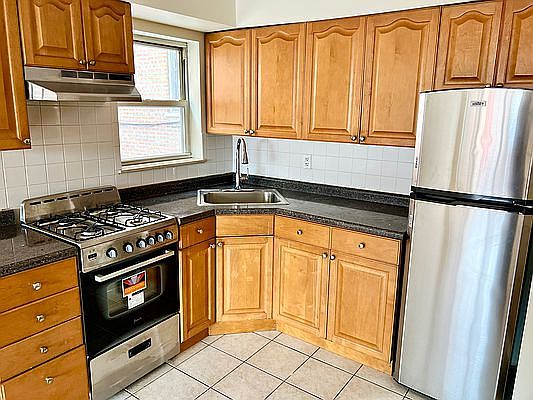 1st image of 31-82 29th St #3