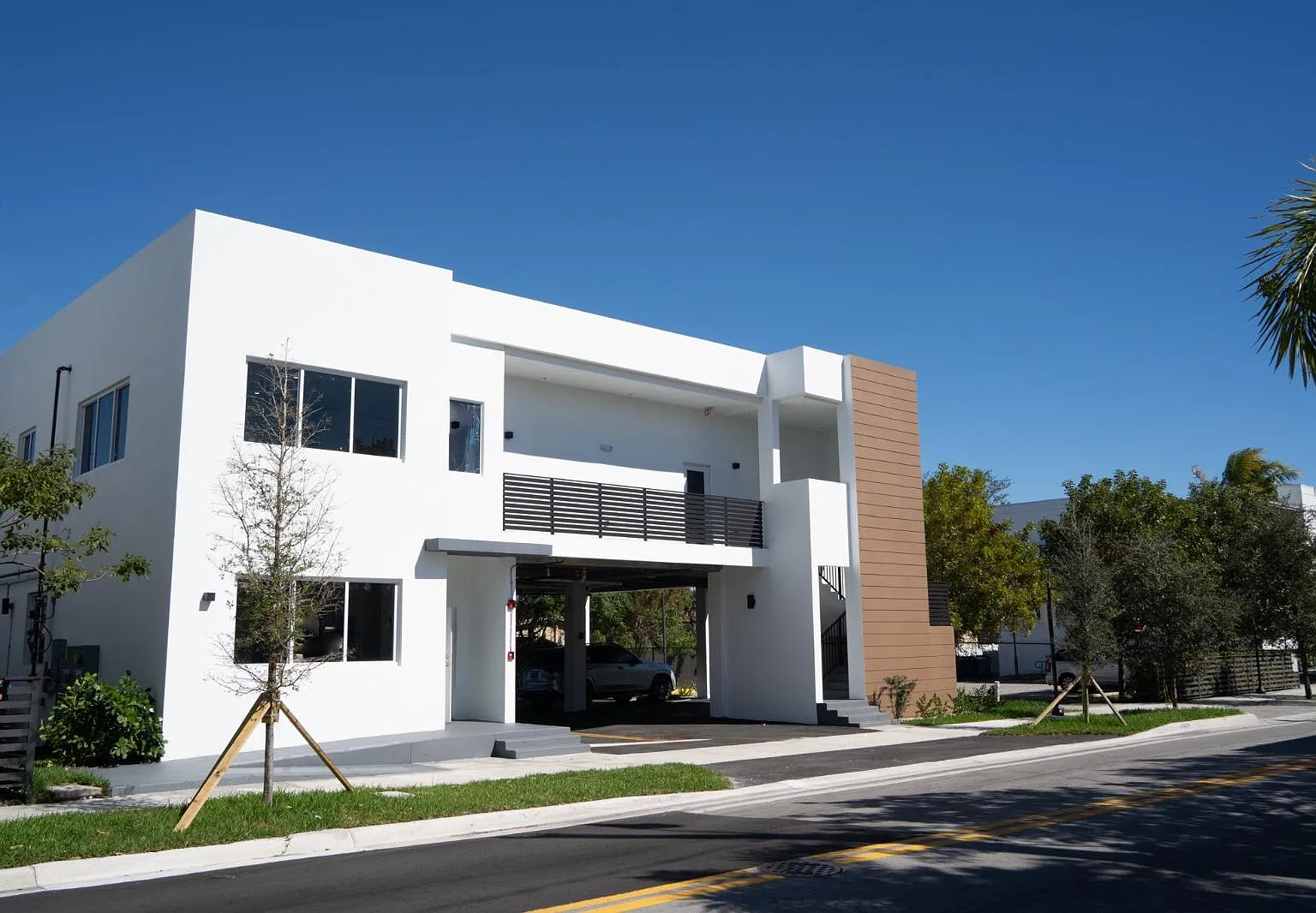 500 Foster Rd — Photo 1