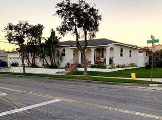 2736 Spreckels Ln, Redondo Beach, CA 90278