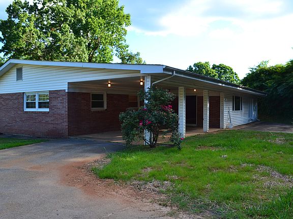 4th image of 412 Peery St