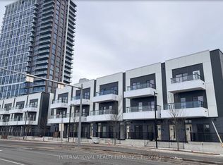 20 Lagerfeld Dr N #B-020, Brampton, ON L7A 5L5